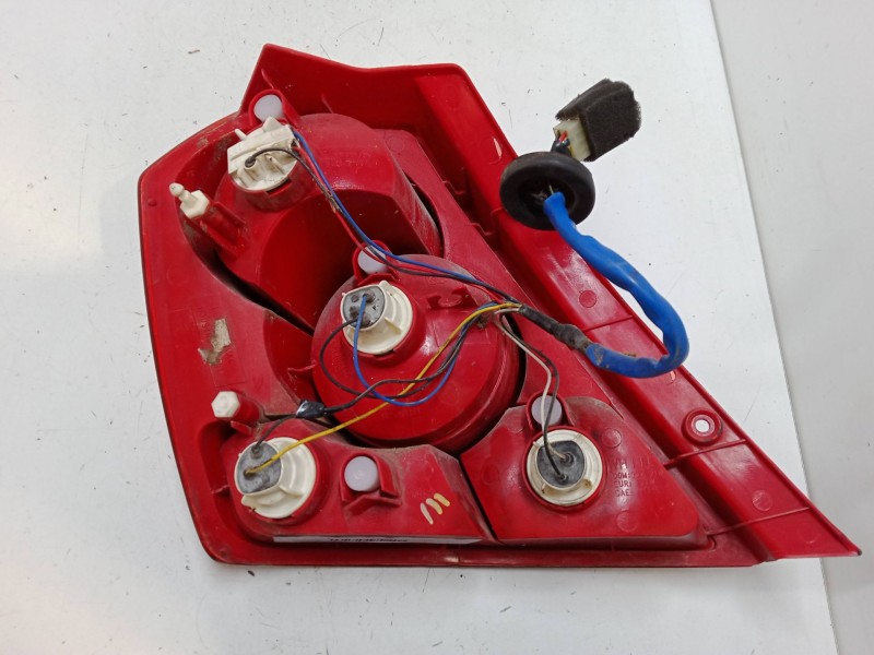 Recambio de piloto trasero derecho para chevrolet aveo / kalos hatchback (t200) 1.2 referencia OEM IAM   