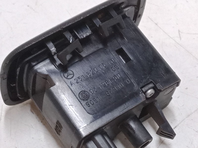 Recambio de mando elevalunas trasero derecho para mercedes-benz clase a (w169) a 160 cdi (169.006, 169.306) referencia OEM IAM  