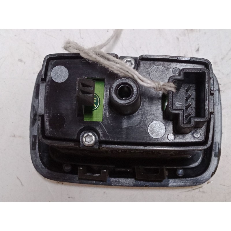 Recambio de mando elevalunas trasero derecho para mercedes-benz clase a (w169) a 160 cdi (169.006, 169.306) referencia OEM IAM  