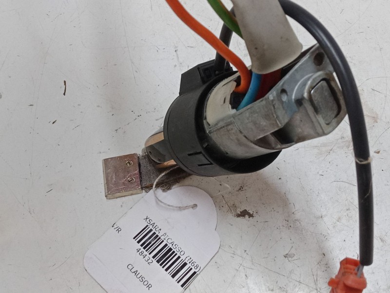 Recambio de clausor para citroën xsara picasso (n68) 1.6 hdi referencia OEM IAM 9641551180  