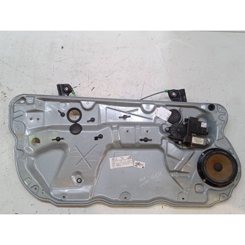 Recambio de elevalunas electrico delantero izquierdo para volkswagen polo (9n_, 9a_) 1.4 16v referencia OEM IAM W0Q3837401AA  