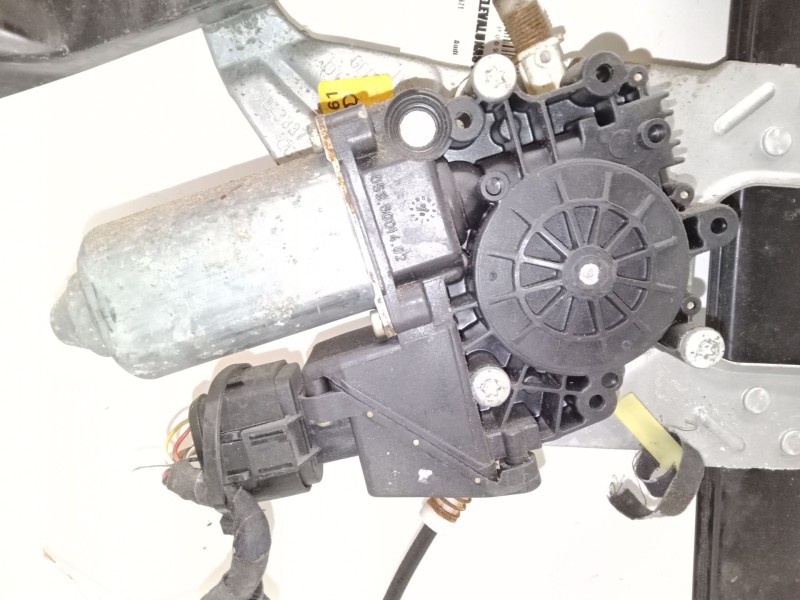 Recambio de elevalunas electrico delantero izquierdo para audi a3 (8l1) 1.8 referencia OEM IAM    Recambio de elevalunas electrico delantero izquierdo para audi a3 (8l1) 1.8 referencia OEM IAM