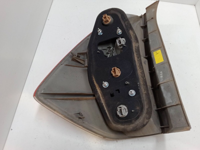 Recambio de piloto trasero izquierdo para honda fr-v (be) 2.2 i ctdi (be5) referencia OEM IAM   