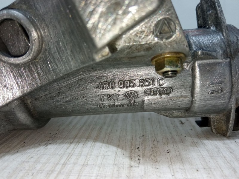 Recambio de clausor para seat toledo ii (1m2) 1.9 tdi referencia OEM IAM 4B0905851C  