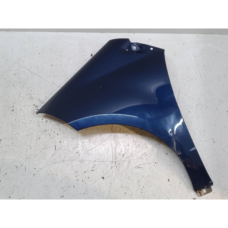 Recambio de aleta delantera izquierda para mercedes-benz clase a (w169) a 160 cdi (169.006, 169.306) referencia OEM IAM   
