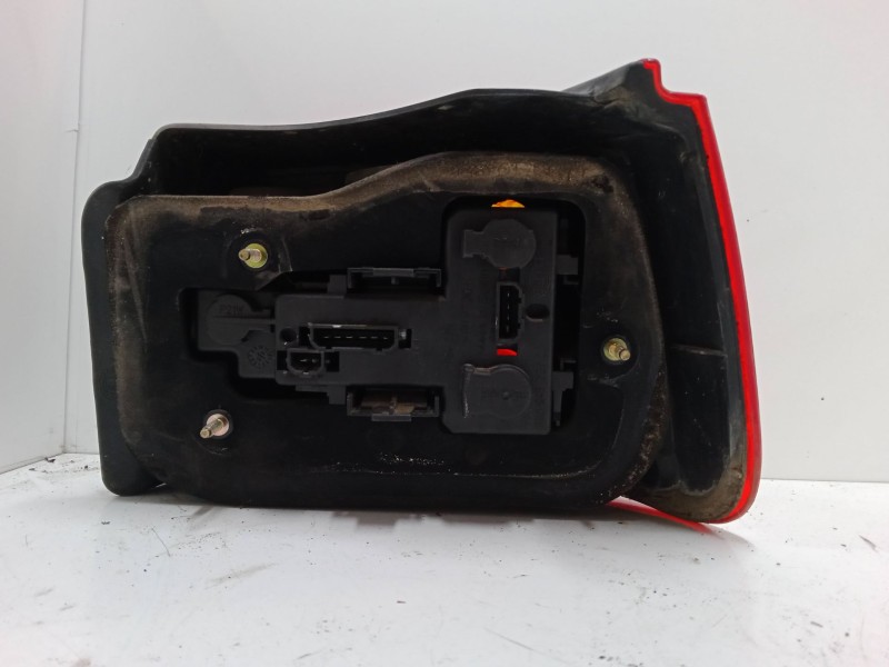 Recambio de piloto trasero izquierdo para seat ibiza ii (6k1) 1.4 i 16v referencia OEM IAM   