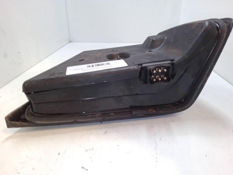 Recambio de piloto trasero izquierdo para mercedes-benz 300-d referencia OEM IAM   