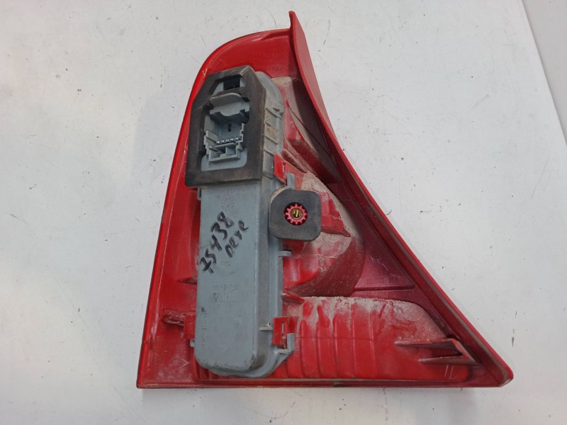 Recambio de piloto trasero derecho para renault clio ii (bb_, cb_) 1.2 (bb0a, bb0f, bb10, bb1k, bb28, bb2d, bb2h, cb0a,... refer