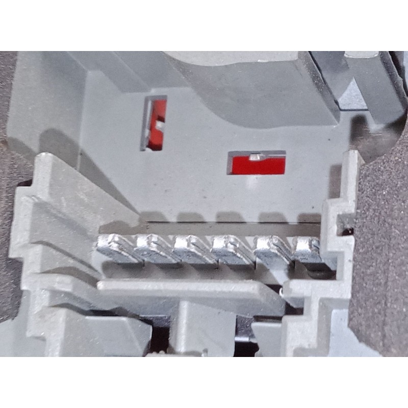 Recambio de piloto trasero derecho para renault clio ii (bb_, cb_) 1.2 (bb0a, bb0f, bb10, bb1k, bb28, bb2d, bb2h, cb0a,... refer