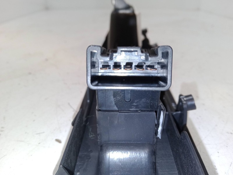 Recambio de mando elevalunas delantero derecho para suzuki swift iii (mz, ez) 1.3 (rs 413) referencia OEM IAM   