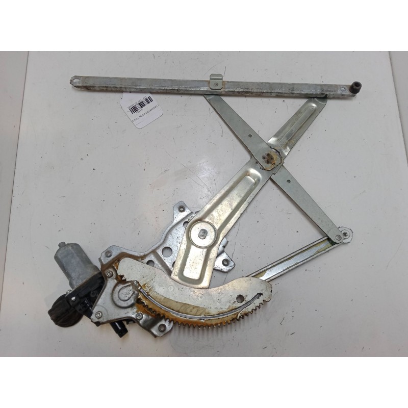 Recambio de elevalunas electrico delantero izquierdo para suzuki swift iii (mz, ez) 1.3 (rs 413) referencia OEM IAM   