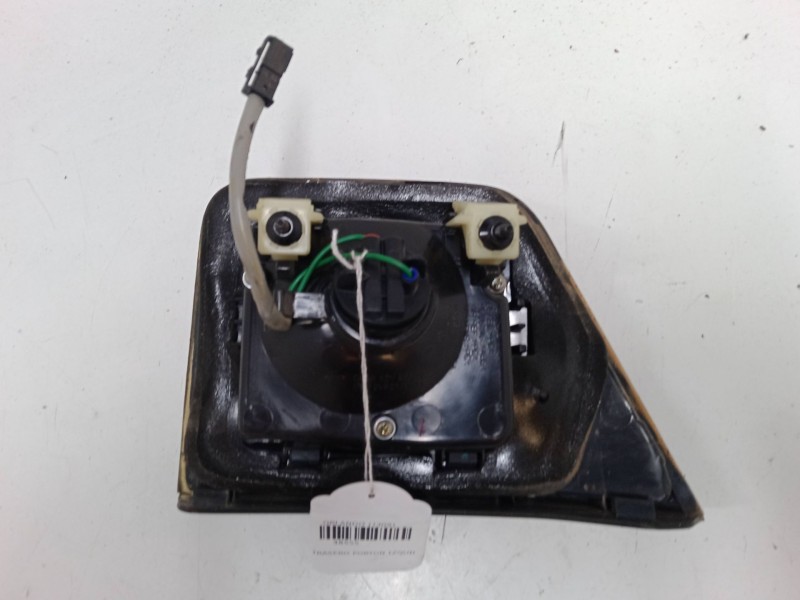 Recambio de piloto trasero porton izquierdo para chevrolet orlando (j309) 1.8 referencia OEM IAM   