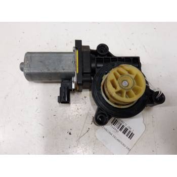 MOTOR ELEVALUNA DELANTERO DERECHO 
