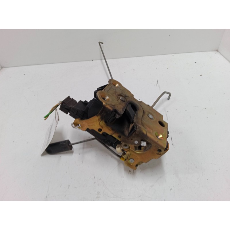 Recambio de cerradura puerta delantera izquierda para renault master ii furgoneta (fd) 2.5 dci 120 referencia OEM IAM   