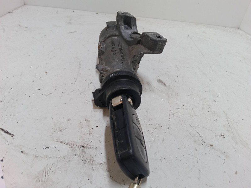 Recambio de clausor para audi a4 b6 avant (8e5) 1.9 tdi quattro referencia OEM IAM 4B0905851G  