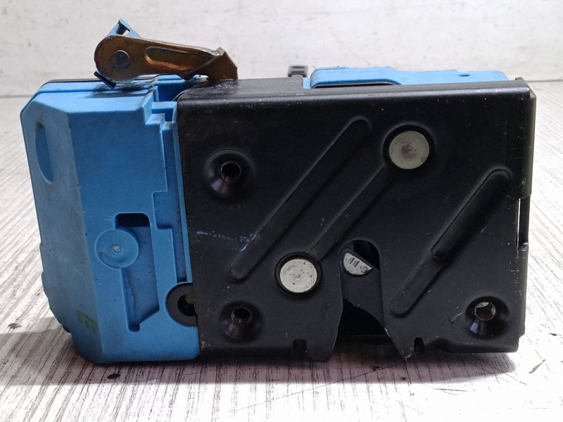 Recambio de cerradura puerta delantera derecha para volvo v70 ii (285) d5 referencia OEM IAM   
