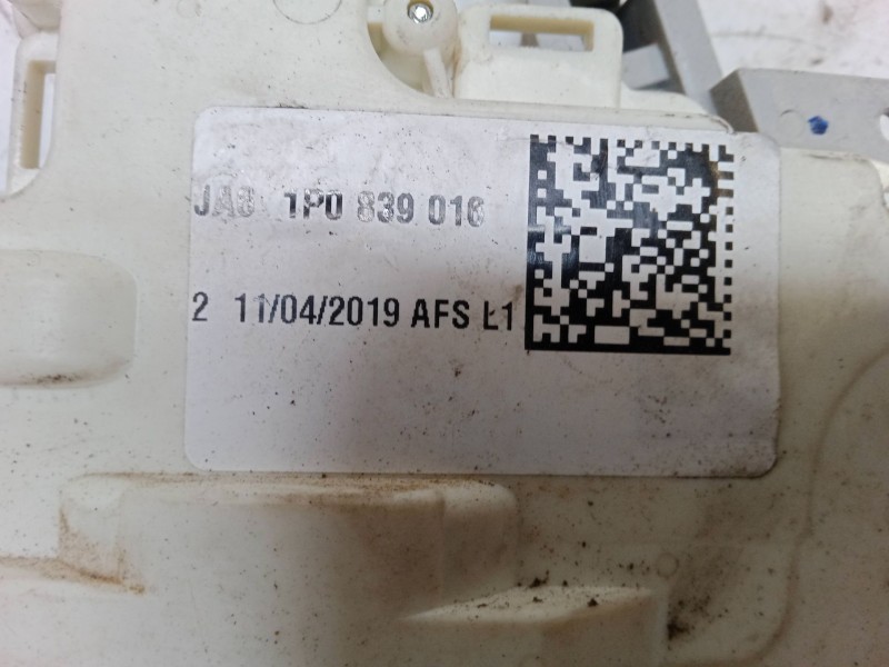 Recambio de cerradura puerta trasera derecha para seat leon (1p1) 1.9 tdi referencia OEM IAM 1P0839016  