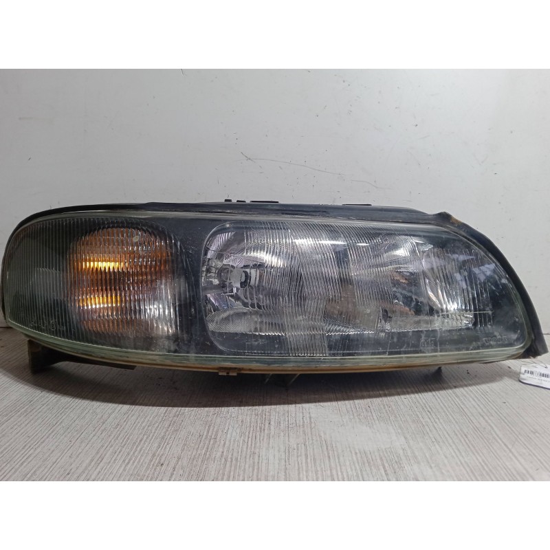 Recambio de faro derecho para volvo v70 ii (285) d5 referencia OEM IAM 8662922  89006877