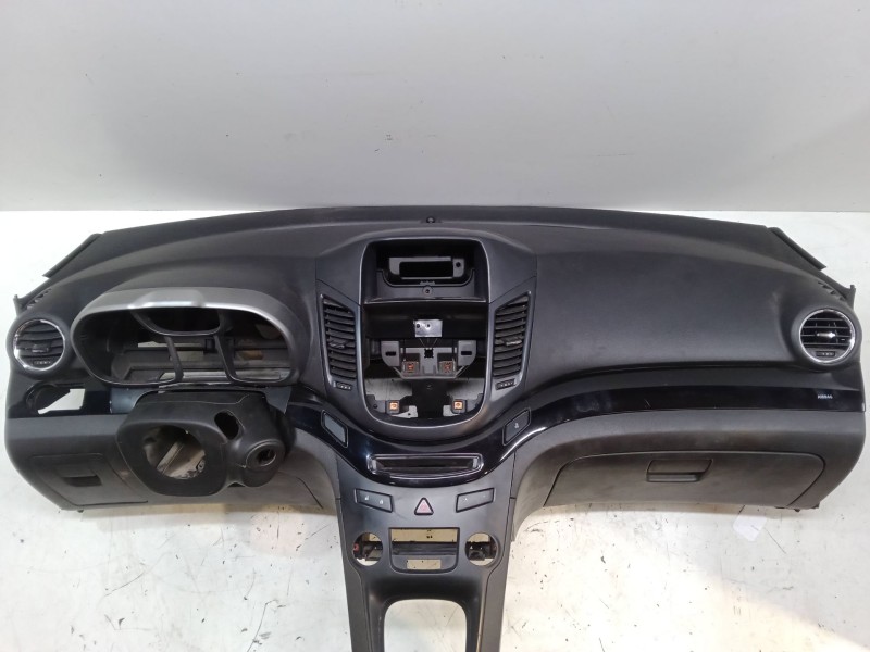 Recambio de salpicadero para chevrolet orlando (j309) 1.8 referencia OEM IAM   