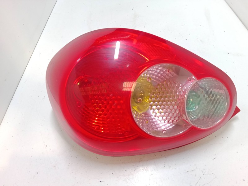 Recambio de piloto trasero derecho para toyota aygo (_b1_) 1.0 (kgb10_) referencia OEM IAM   