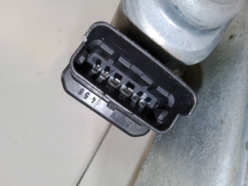 Recambio de elevalunas electrico delantero derecho para renault scénic ii (jm0/1_) 1.9 dci (jm0g, jm12, jm1g, jm2c) referencia O