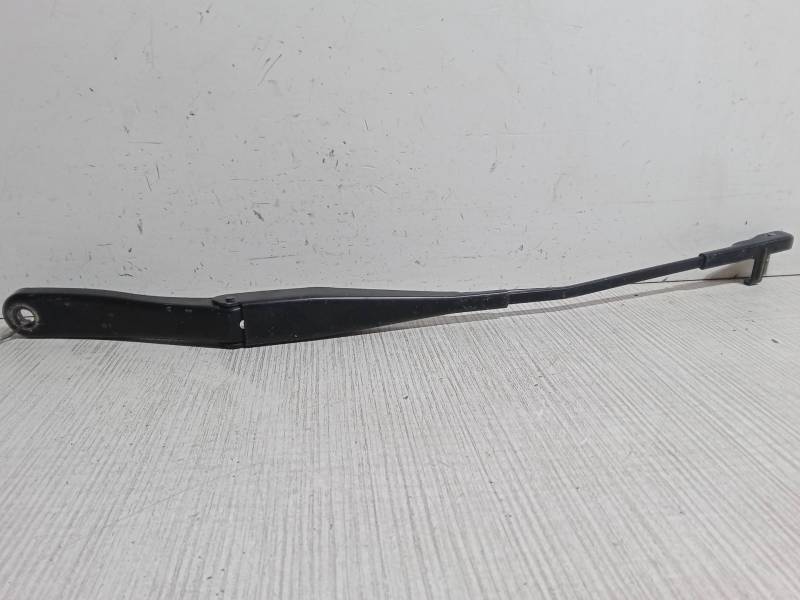 BRAZO LIMPIA DELANTERO IZQUIERDO 