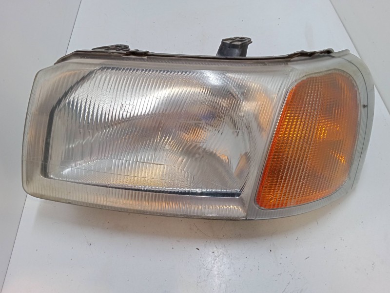 Recambio de faro izquierdo para land rover freelander i (l314) 2.0 di 4x4 referencia OEM IAM   