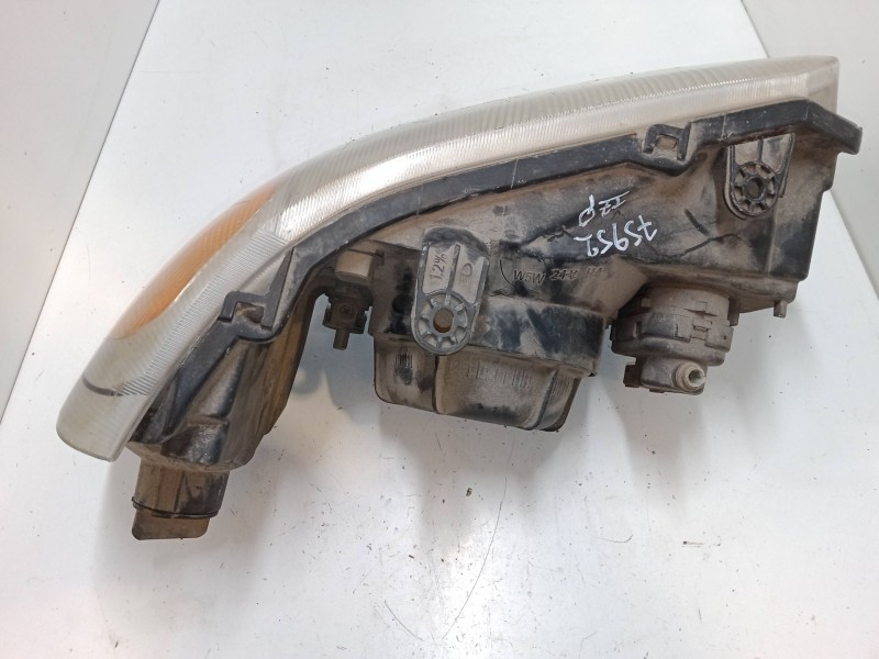 Recambio de faro izquierdo para land rover freelander i (l314) 2.0 di 4x4 referencia OEM IAM   
