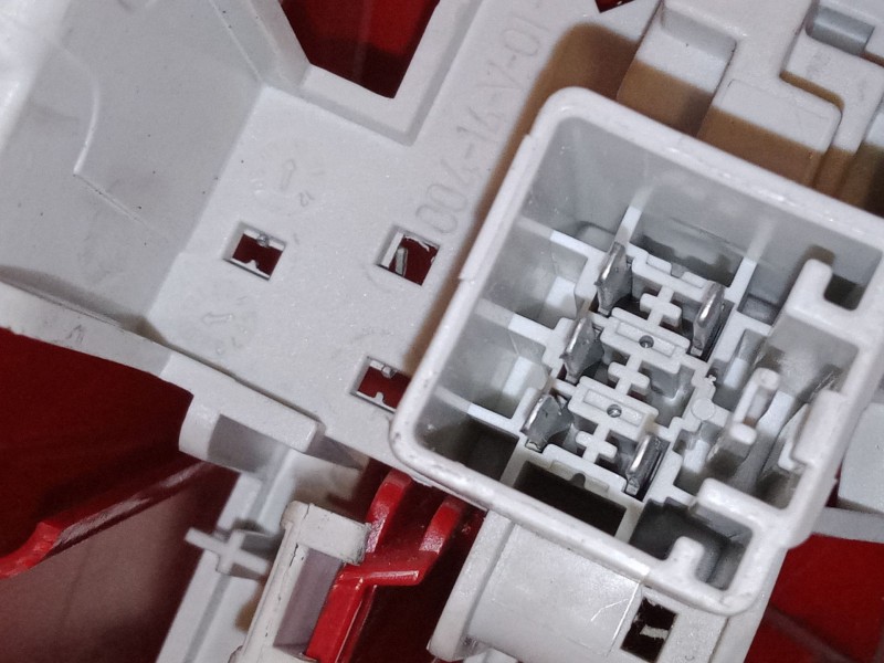 Recambio de piloto trasero izquierdo para ford fiesta vi (cb1, ccn) 1.4 tdci referencia OEM IAM   