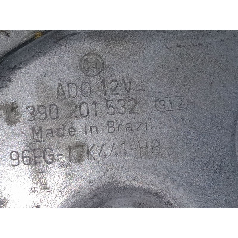 Recambio de motor limpia trasero para ford fiesta iv (ja_, jb_) 1.3 i referencia OEM IAM 390201532  