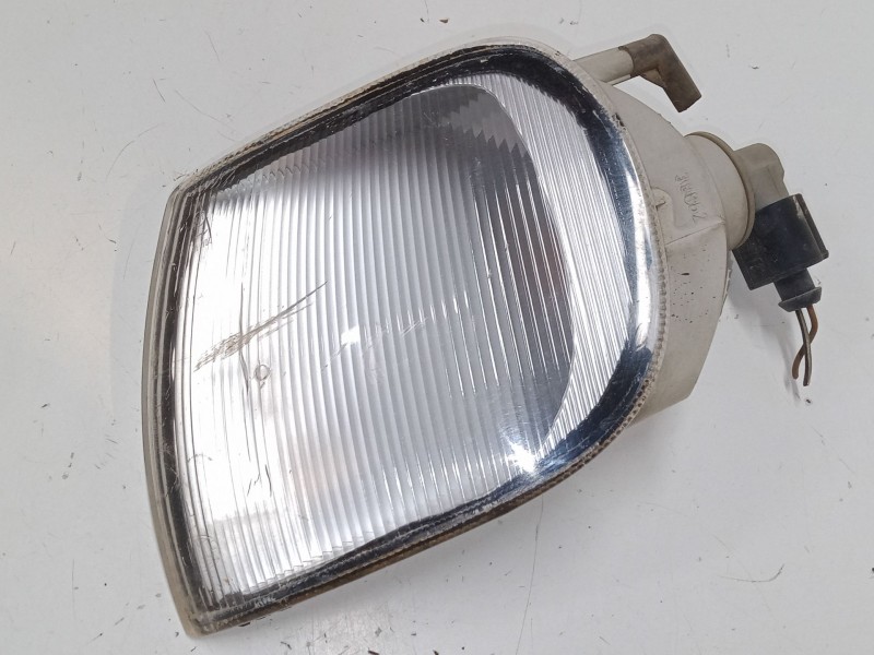 Recambio de intermitente delantero izquierdo para volkswagen polo iii (6n1) 64 1.9 d referencia OEM IAM   