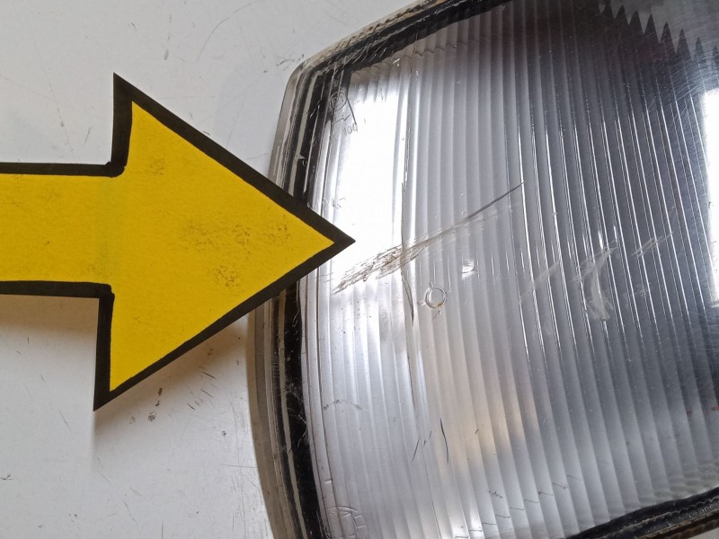 Recambio de intermitente delantero izquierdo para volkswagen polo iii (6n1) 64 1.9 d referencia OEM IAM   