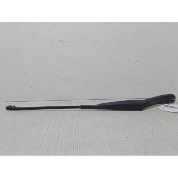 BRAZO LIMPIA DELANTERO DERECHO 