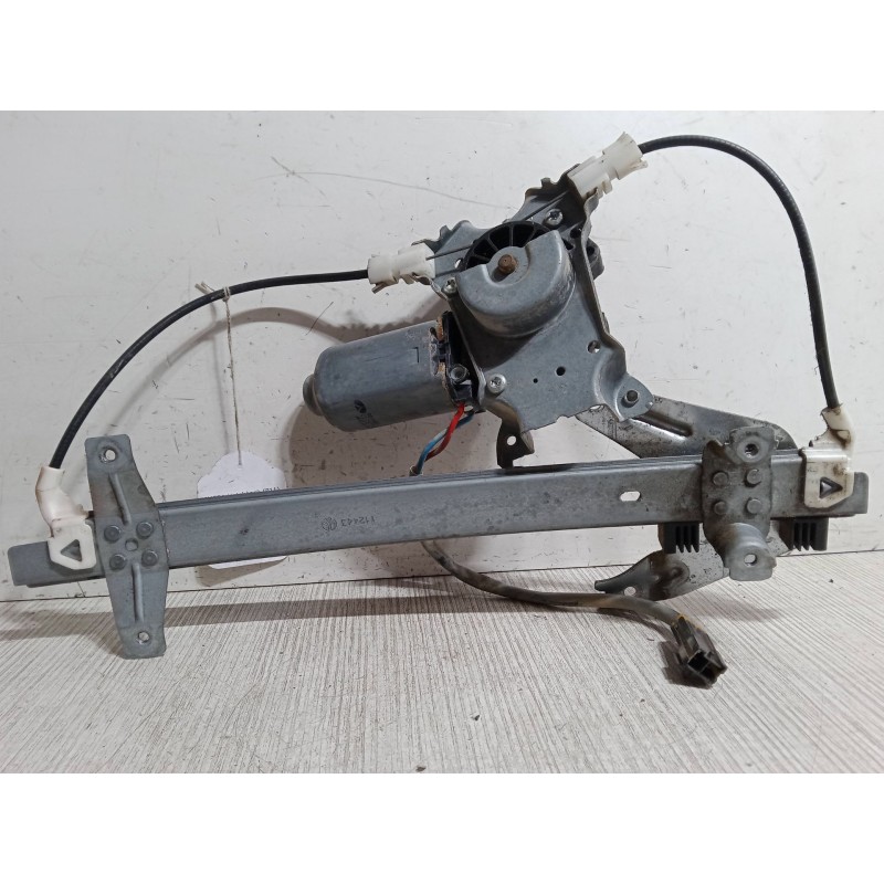 Recambio de elevalunas electrico trasero izquierdo para nissan primera hatchback (p11) 2.0 td referencia OEM IAM   