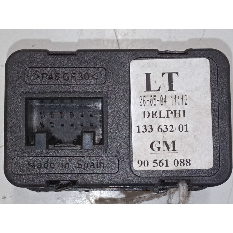Recambio de mando elevalunas delantero izquierdo para opel zafira a monospace (t98) 1.6 16v (f75) referencia OEM IAM 90561088  1
