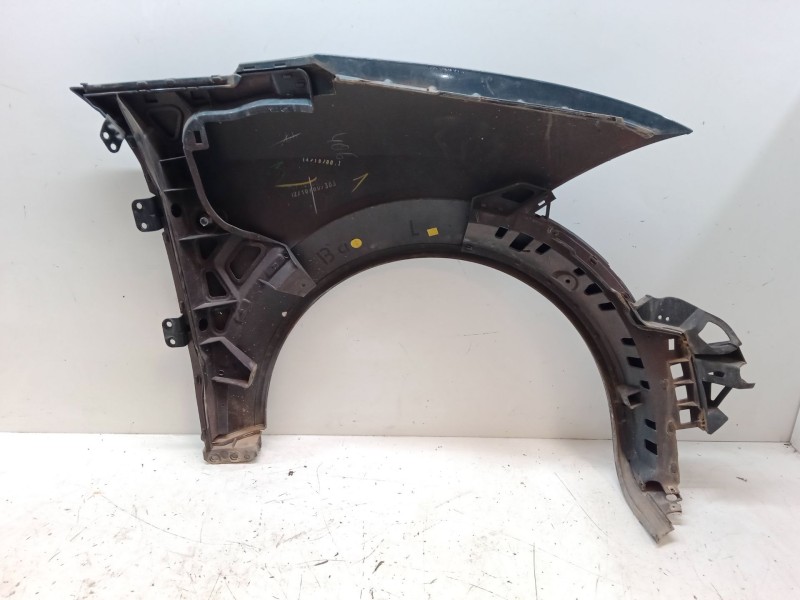 Recambio de aleta delantera izquierda para audi a2 (8z0) 1.4 referencia OEM IAM    Recambio de aleta delantera izquierda para audi a2 (8z0) 1.4 referencia OEM IAM