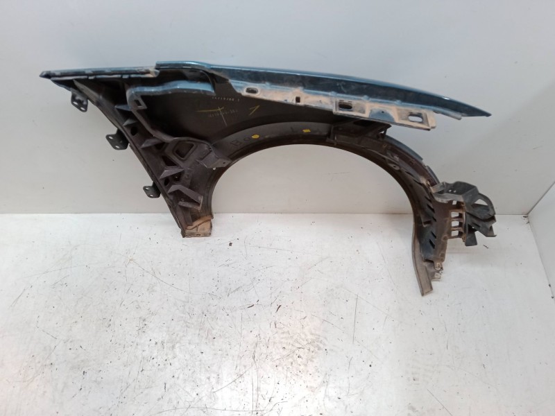 Recambio de aleta delantera izquierda para audi a2 (8z0) 1.4 referencia OEM IAM    Recambio de aleta delantera izquierda para audi a2 (8z0) 1.4 referencia OEM IAM