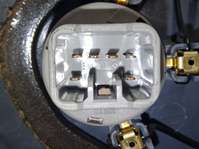 Recambio de piloto trasero derecho para toyota yaris (_p1_) 1.3 (ncp10_, scp12_) referencia OEM IAM   