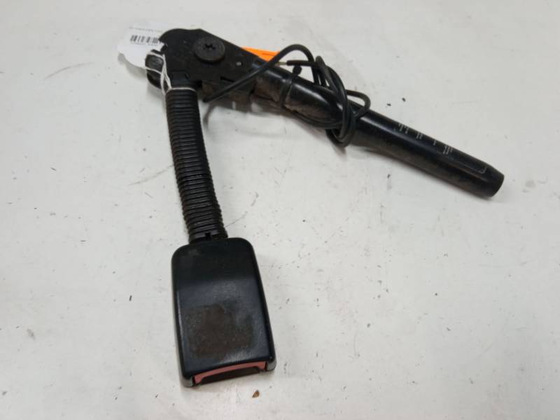 ANCLAJE CINTURON DELANTERO DERECHO 
