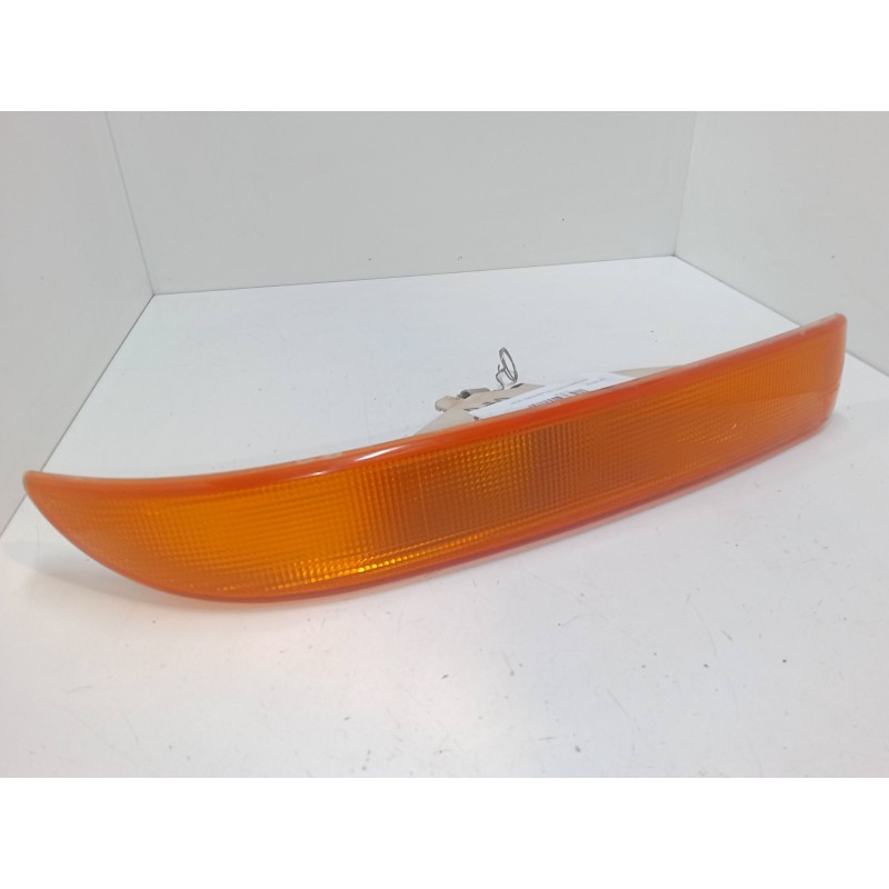 Recambio de intermitente delantero derecho para renault master ii furgoneta (fd) 2.5 dci 120 referencia OEM IAM 8200163918  