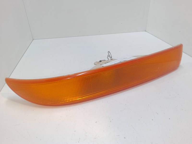 Recambio de intermitente delantero derecho para renault master ii furgoneta (fd) 2.5 dci 120 referencia OEM IAM 8200163918  