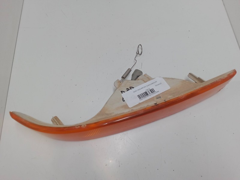 Recambio de intermitente delantero derecho para renault master ii furgoneta (fd) 2.5 dci 120 referencia OEM IAM 8200163918  