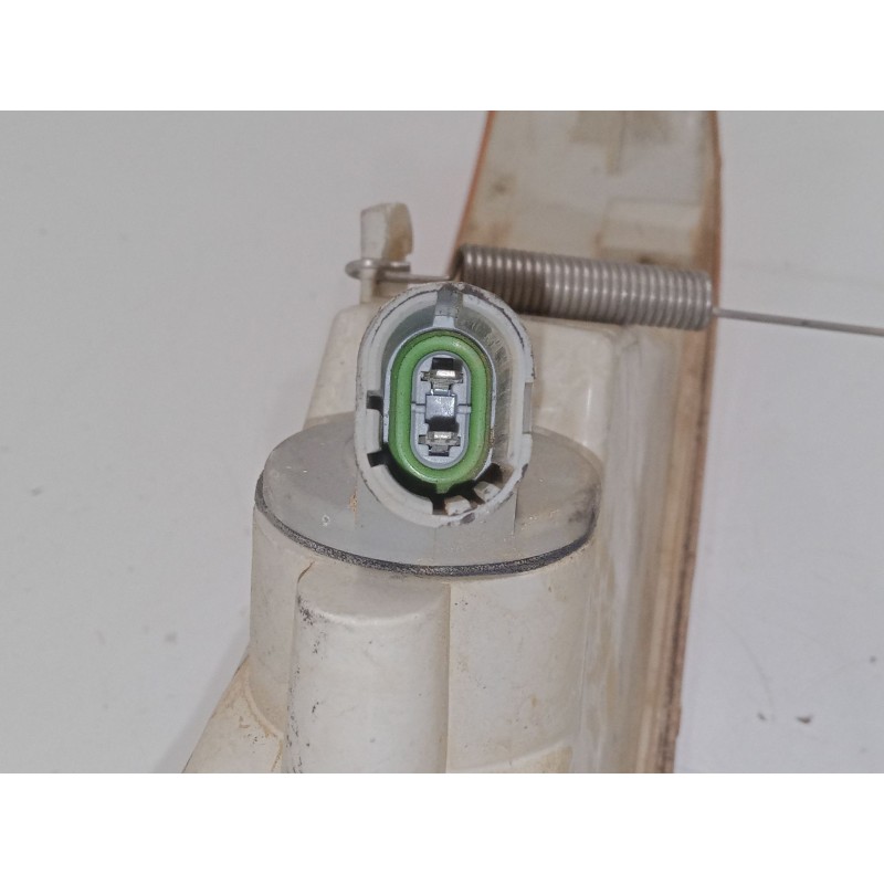 Recambio de intermitente delantero derecho para renault master ii furgoneta (fd) 2.5 dci 120 referencia OEM IAM 8200163918  