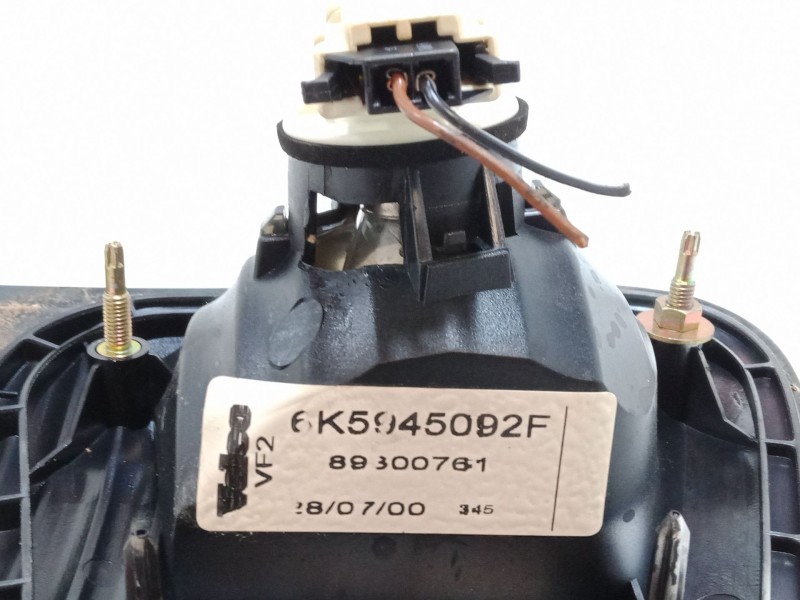 Recambio de piloto trasero porton derecho para seat cordoba 1,4 referencia OEM IAM 6K5945092F   Recambio de piloto trasero porton derecho para seat cordoba 1,4 referencia OEM IAM 6K5945092F