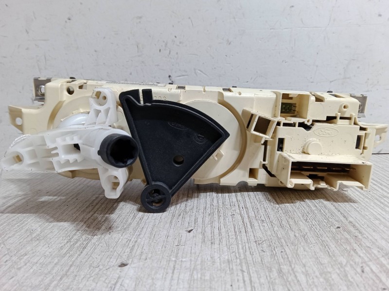Recambio de mando calefaccion / a/a para ford focus ii (da_, hcp, dp) 1.6 referencia OEM IAM 3M5T19980AD  69607320 Recambio de mando calefaccion / a/a para ford focus ii (da_, hcp, dp) 1.6 referencia OEM IAM 3M5T19980AD  69607320