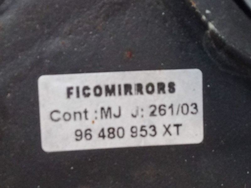 Recambio de retrovisor electrico izquierdo para peugeot 206 hatchback (2a/c) 2.0 hdi 90 referencia OEM IAM 96480953XT  