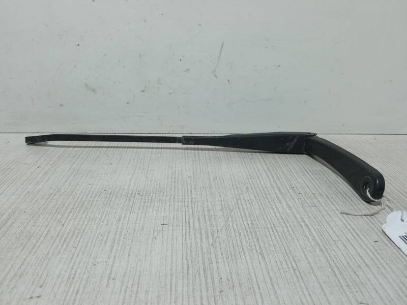 BRAZO LIMPIA DELANTERO IZQUIERDO 