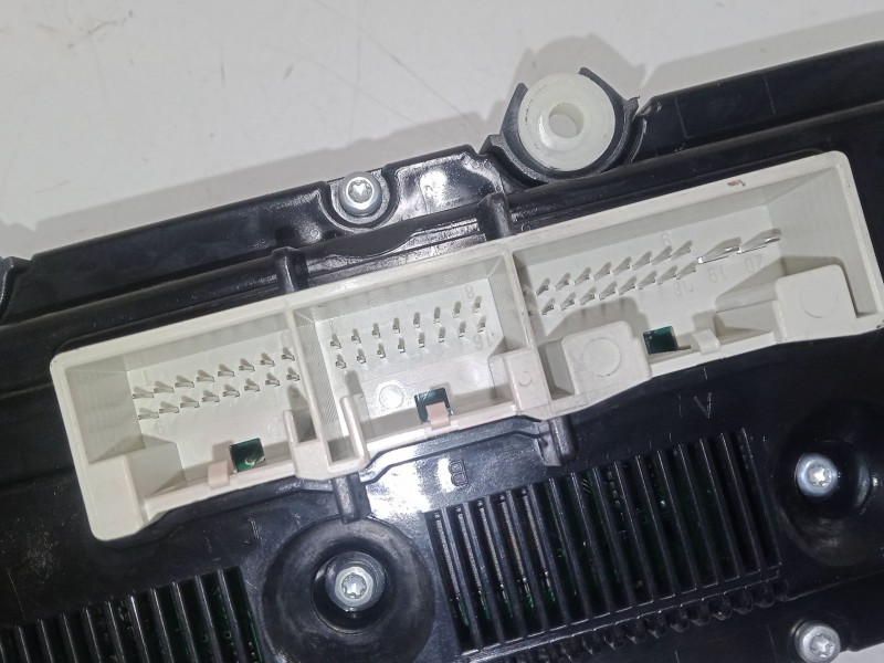 Recambio de mando climatizador para volkswagen touran (1t3) 1.2 tsi referencia OEM IAM   