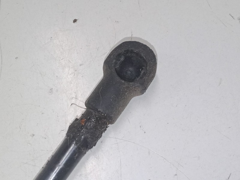 Recambio de amortiguadores capo para volkswagen touran (1t3) 1.2 tsi referencia OEM IAM   