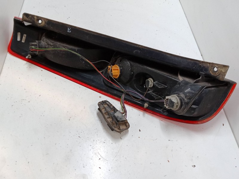 Recambio de piloto trasero derecho para ford fiesta v (jh_, jd_) 1.3 referencia OEM IAM   